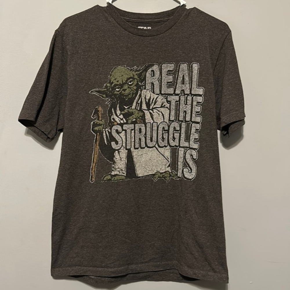 Star Wars yoda tshirt. C